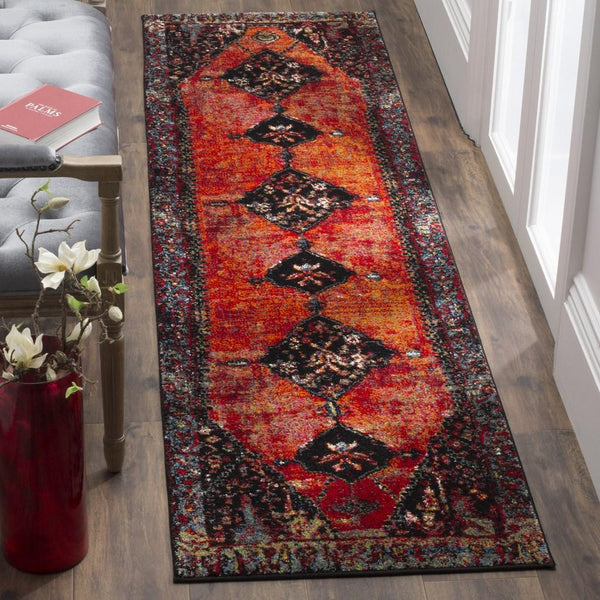 Safavieh Vintage Hamadan 217 Power Loomed Polypropylene Transitional Rug VTH217B-222