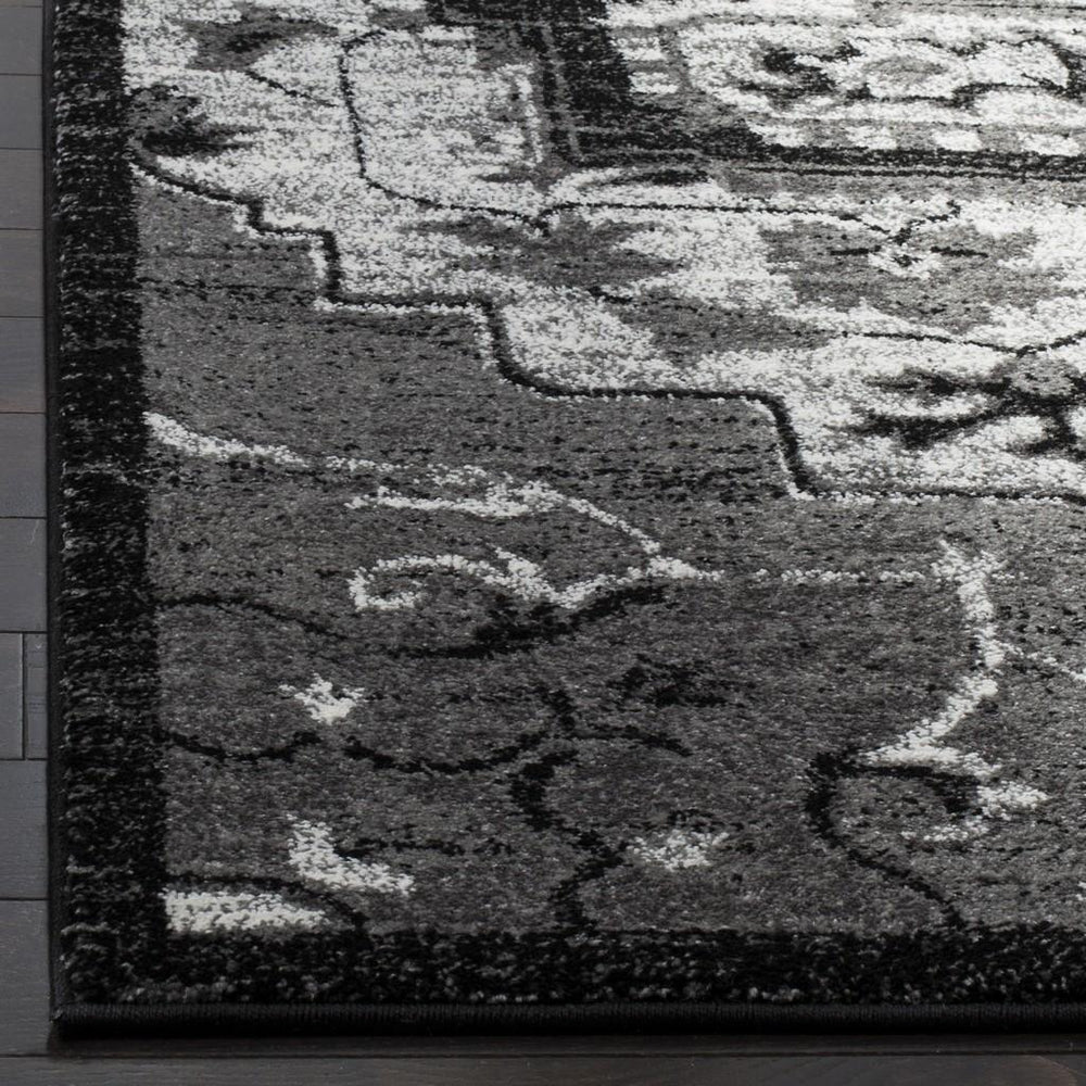 Safavieh Vintage VTH221 Rug