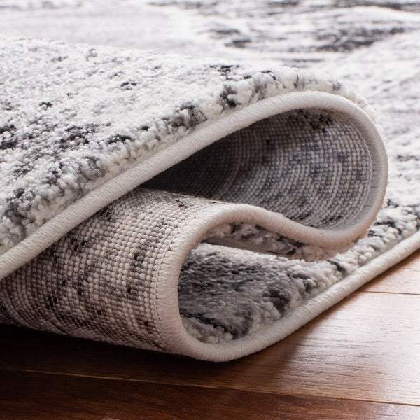 Safavieh Vintage Hamadan 228 Power Loomed Polypropylene Transitional Rug VTH228F-9