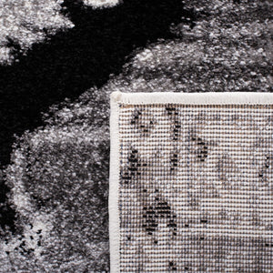 Safavieh Vintage Hamadan 228 Power Loomed Polypropylene Transitional Rug VTH228F-9