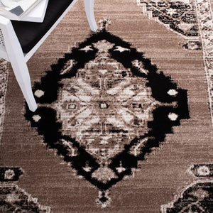 Safavieh Vintage Hamadan 228 Power Loomed Polypropylene Transitional Rug VTH228T-9