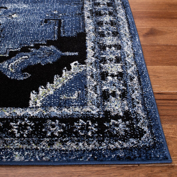 Safavieh Vintage Hamadan 251 Power Loomed Polypropylene Transitional Rug VTH251M-9