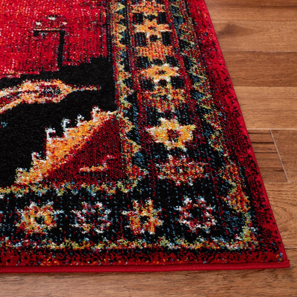 Safavieh Vintage Hamadan 251 Power Loomed Polypropylene Transitional Rug VTH251Q-9