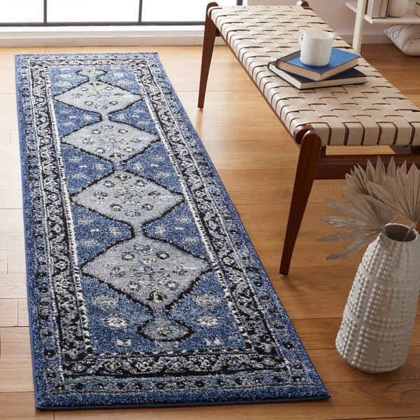 Safavieh Vintage Hamadan 252 Power Loomed Polypropylene Transitional Rug VTH252M-9