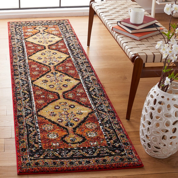 Safavieh Vintage Hamadan 252 Power Loomed Polypropylene Transitional Rug VTH252P-9