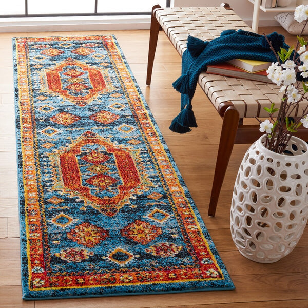 Safavieh Vintage Hamadan 253 Power Loomed Polypropylene Transitional Rug VTH253M-9