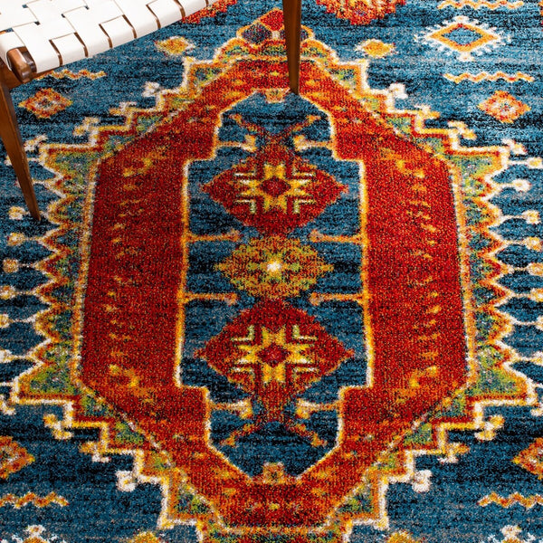 Safavieh Vintage Hamadan 253 Power Loomed Polypropylene Transitional Rug VTH253M-9