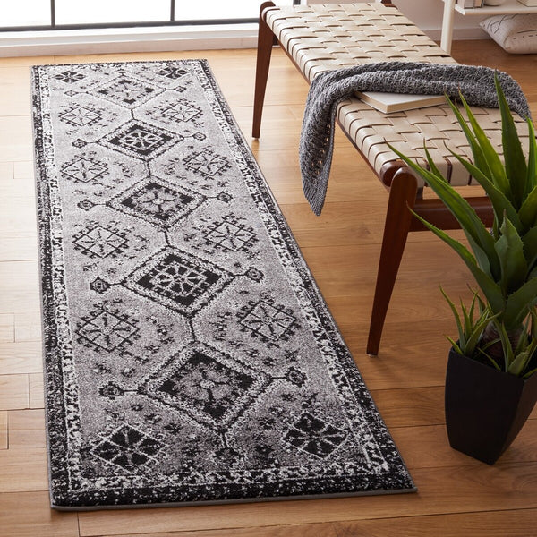 Safavieh Vintage Hamadan 293 Power Loomed Polypropylene Transitional Rug VTH293F-9