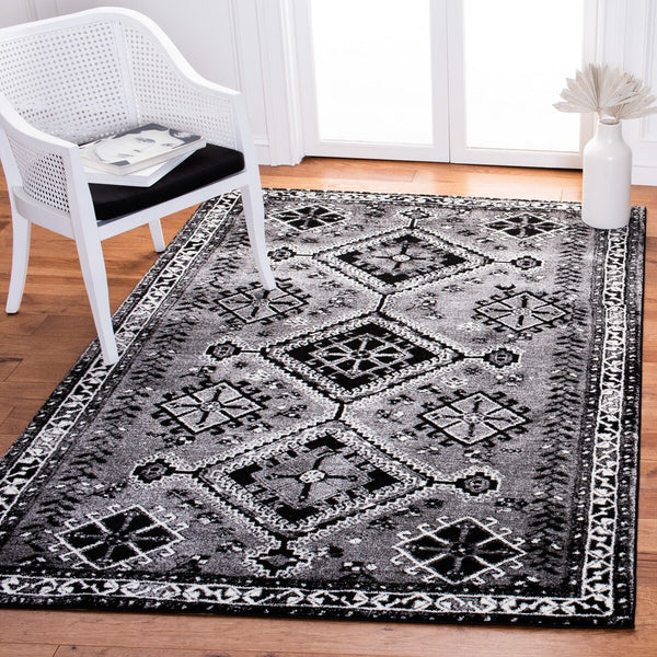 Safavieh Vintage Hamadan 293 Power Loomed Polypropylene Transitional Rug VTH293F-9