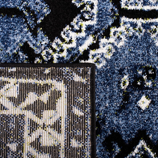 Safavieh Vintage Hamadan 293 Power Loomed Polypropylene Transitional Rug VTH293M-9