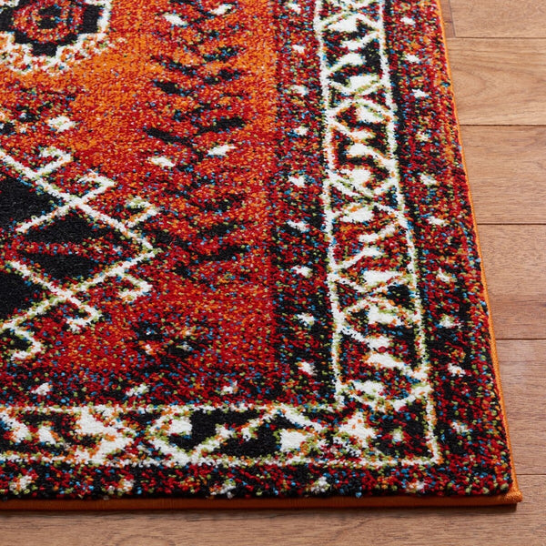 Safavieh Vintage Hamadan 293 Power Loomed Polypropylene Transitional Rug VTH293P-26