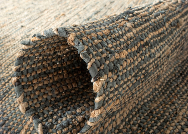 Safavieh Vintage Leather 203 Hand Woven Leather, Jute, And Cotton Rug VTL203F-4R