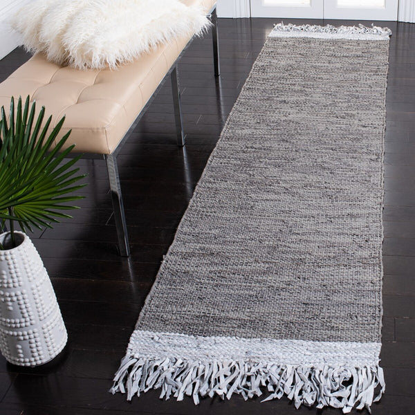 Safavieh Vintage Leather 310 Hand Woven 80% Leather and 20% Cotton Rug VTL310D-4