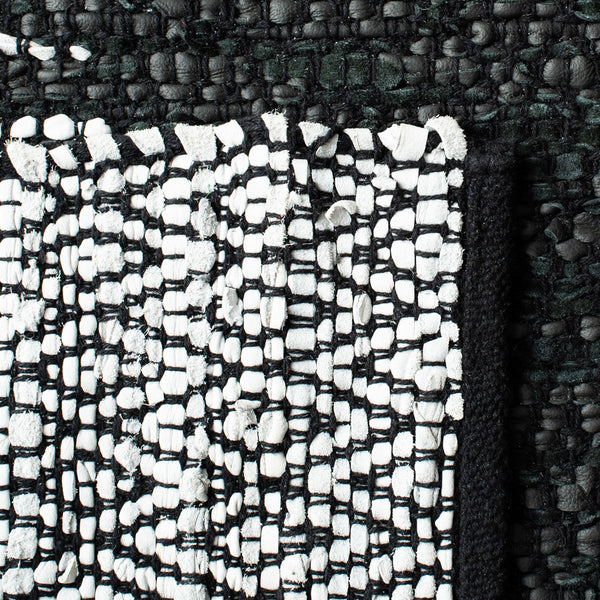 Safavieh Vintage Leather 389 Hand Woven 80% Leather and 20% Cotton Rug VTL389C-4R