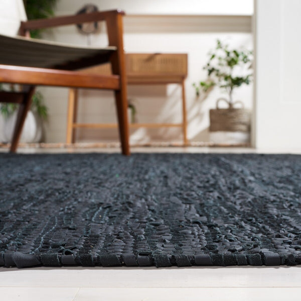Safavieh Vintage Leather 501 Flat Weave 90% Recycled Leather and 10% Cotton Contemporary Rug VTL501Z-8