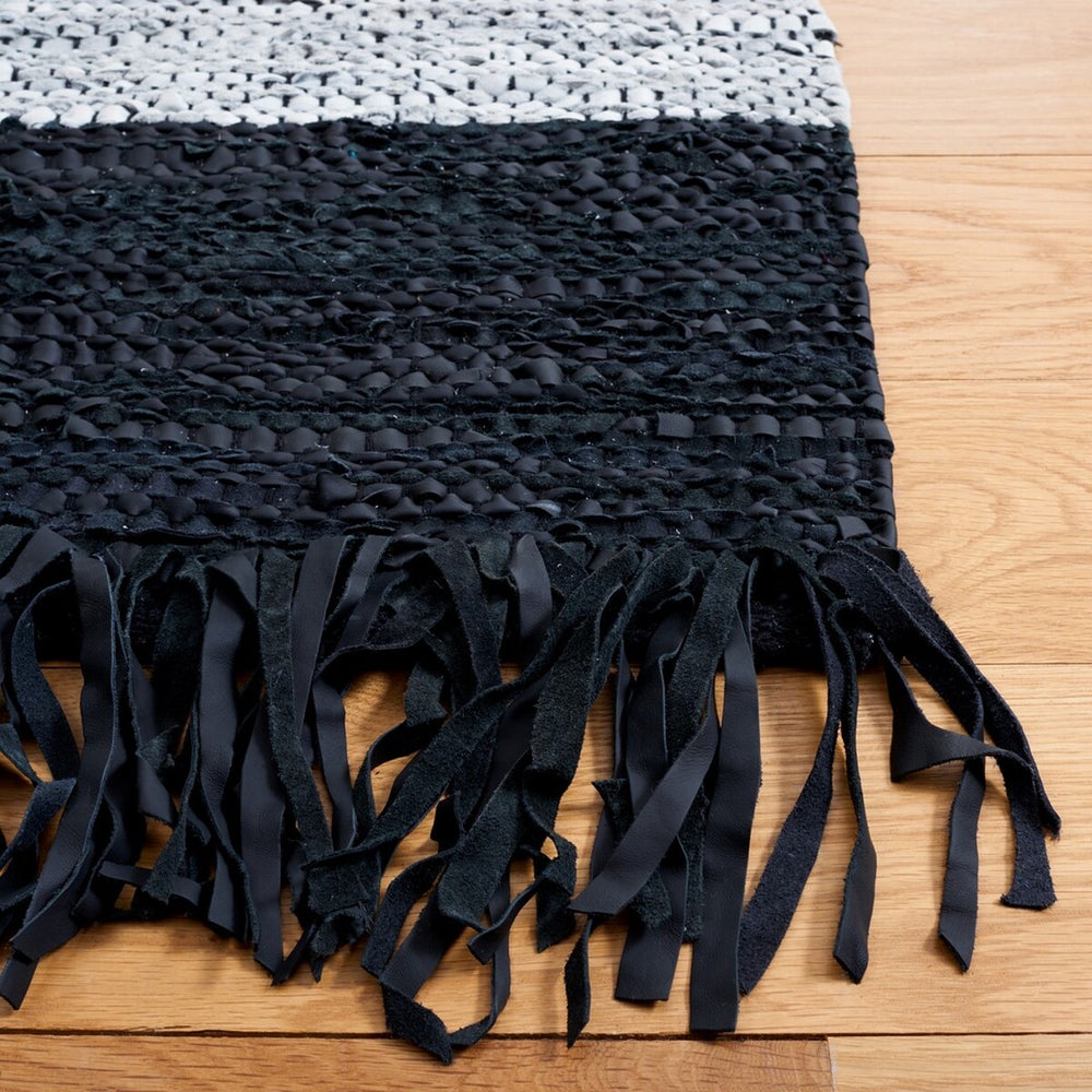 Safavieh Vintage Leather 701 Hand Woven 90% Leather and 10% Cotton Rug VTL701A-8