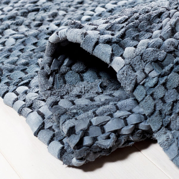 Safavieh Vintage Leather 702 Hand Woven 90% Leather and 10% Cotton Rug VTL702G-8