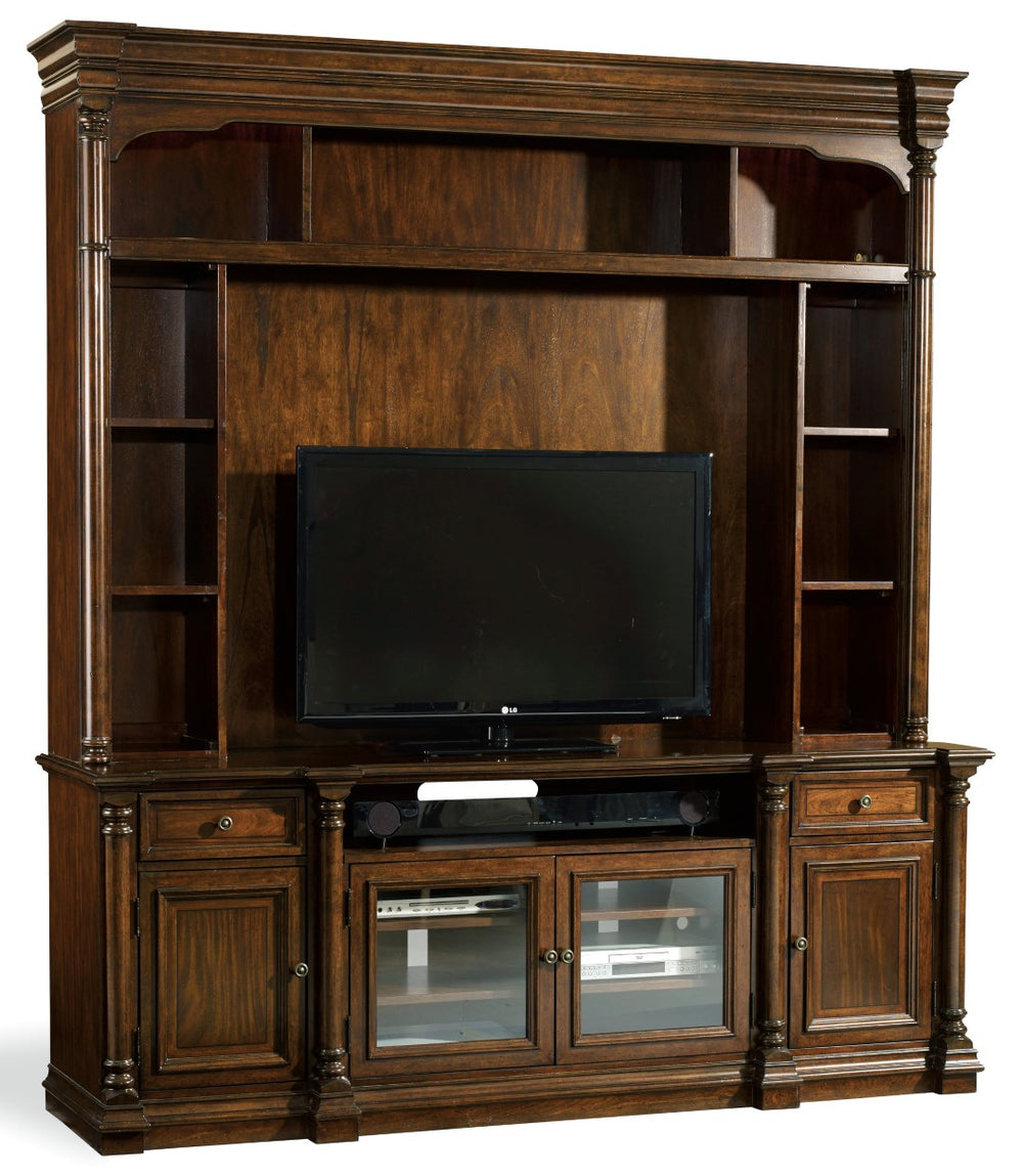 Hooker Furniture Leesburg Traditional/Formal Rubberwood Solids and Mahogany Veneers with Resin Entertainment Console 5381-55484
