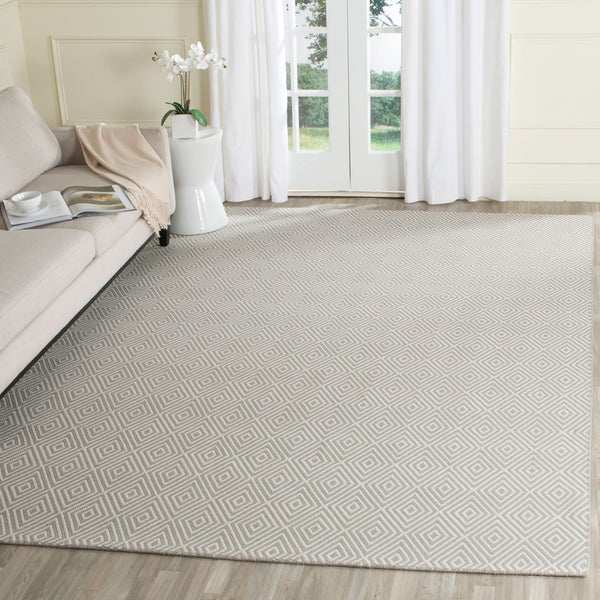 Safavieh Wilton WIL715 Hand Hooked Rug