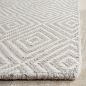 Safavieh Wilton WIL715 Hand Hooked Rug