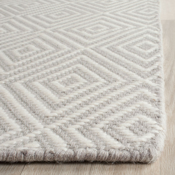 Safavieh Wilton WIL715 Hand Hooked Rug