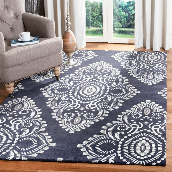 Safavieh Wyndham WYD372 Hand Tufted Rug