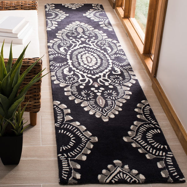 Safavieh Amiya Hand Tufted Wool Rug WYD372C-9