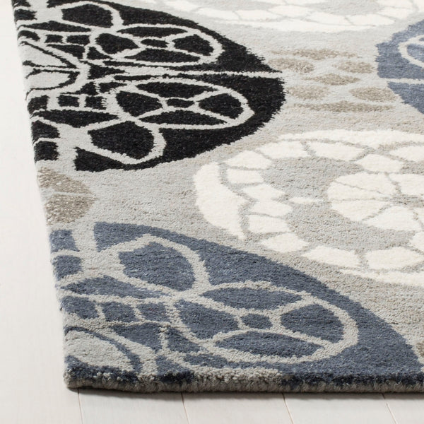 Safavieh Irina Hand Tufted 70% Wool and 30% Viscose Rug WYD376D-9