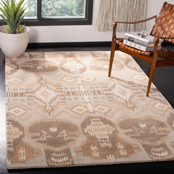 Safavieh Wyndham WYD723 Hand Tufted Rug